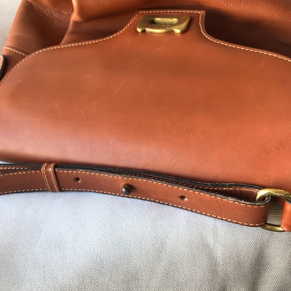Authentic Bally Leather Shoulder Bag - Picture 7 of 10